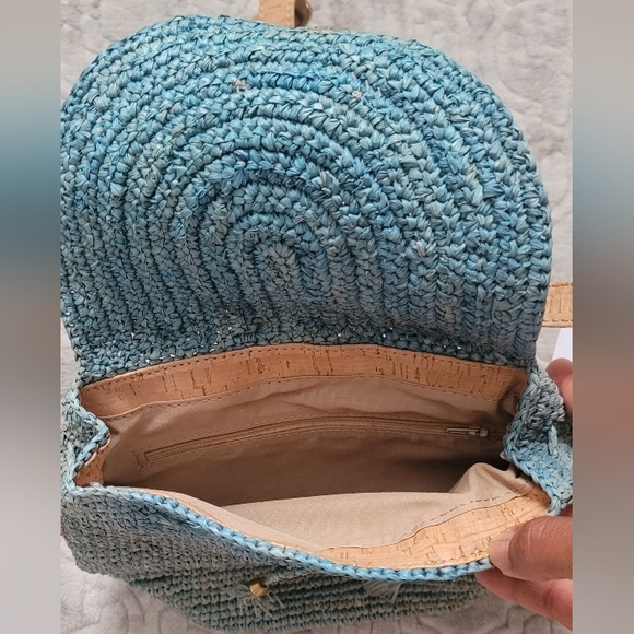 Vegan cork and raphia shoulder purse - Picture 10 of 10